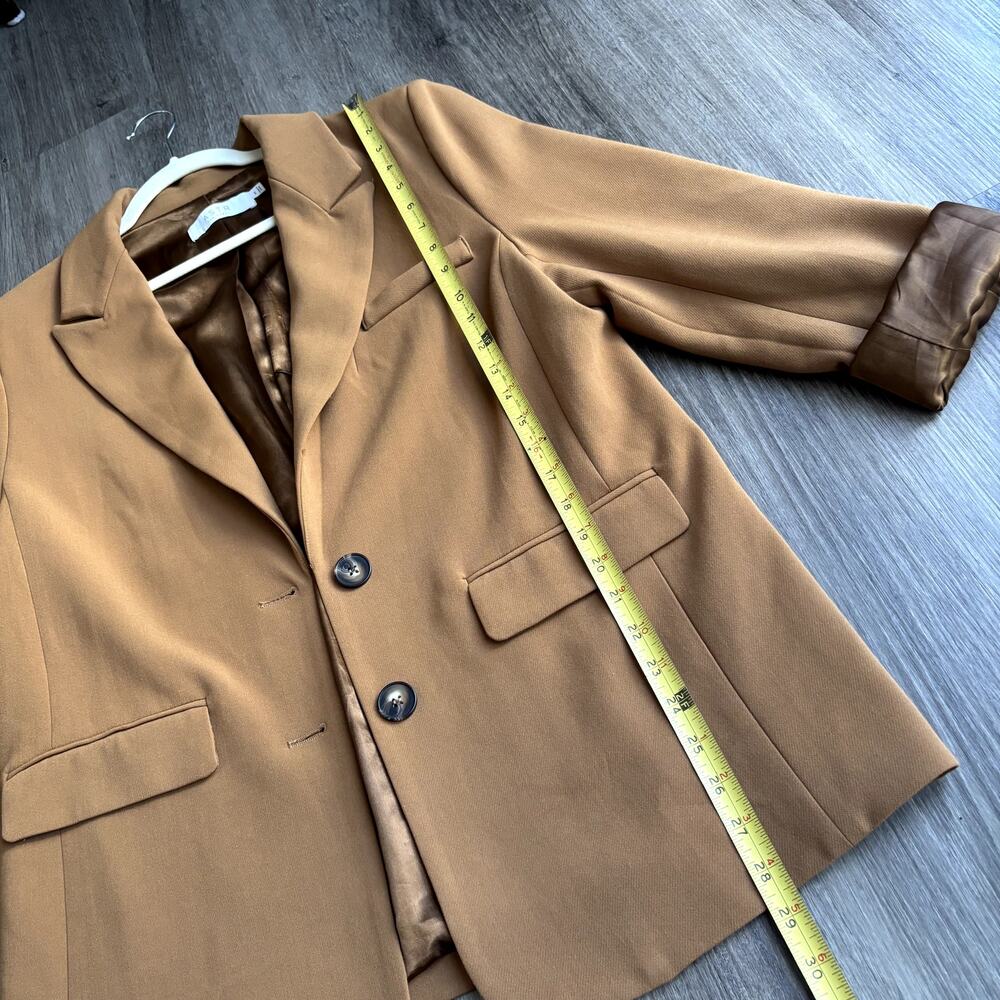 ASTR The Label Boyfriend Blazer in Camel Medium - Picture 10 of 10